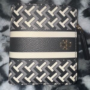 Tory Burch Black and Cream T zag zip mini Wallet